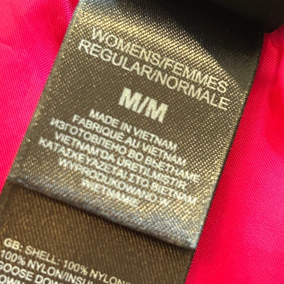 The North Face Women's Purple Quilted Down Vest EUC - Picture 8 of 11